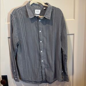 Billy Reid gray and white woven shirt in great condition.